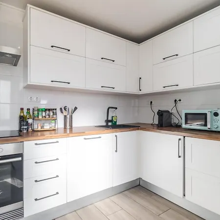 Amora's בית הארחה