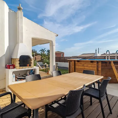 Amora's Gæstehus Valverde (Faro)